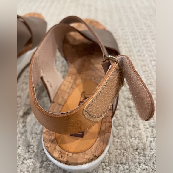 Pikolinos Mykonos Criss Cross Leather Slingback Sandals with Velcro closure. - Picture 3 of 9